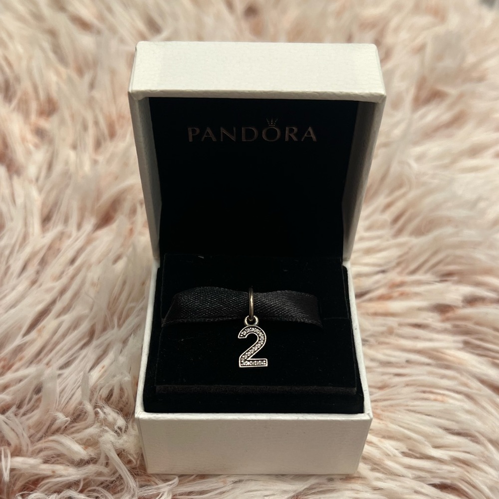 Pandora sparkling #2 charm - Picture 2 of 2
